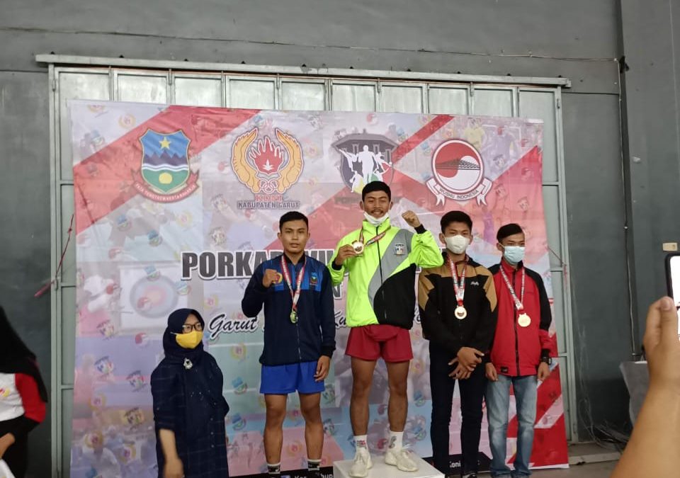 Mahasiswa Prodi SI Akuntansi Juara 2 PORKAB Garut 2021 Cabor Whusu Kls 56 kg