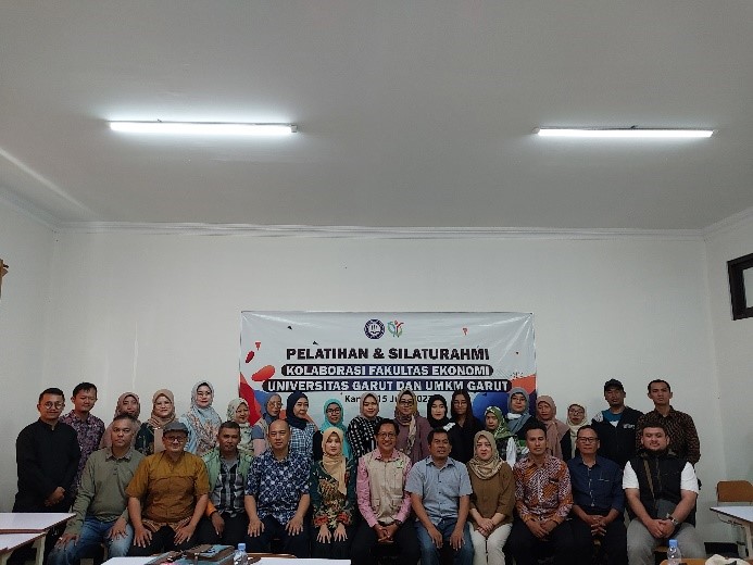 Kolaborasi Membangun: Fakultas Ekonomi Universitas Garut Bersatu dengan UMKM Garut dalam Pelatihan dan Silaturahmi