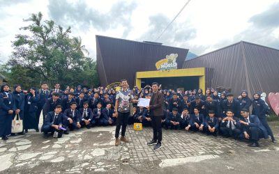 Kuliah Lapangan Prodi S1 Pariwisata ke PT Tama Indonesia (Chochodot)