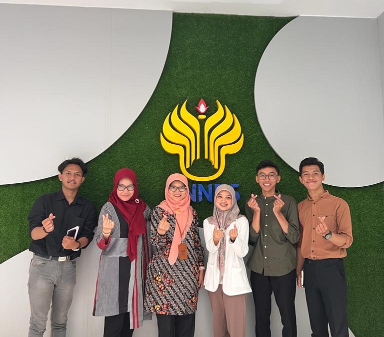 Prodi Bisnis Digital Fakultas Ekonomi Universitas Garut (UNIGA) melaksanakan studi banding mengenai inkubator bisnis ke Universitas Negeri Semarang (UNNES)