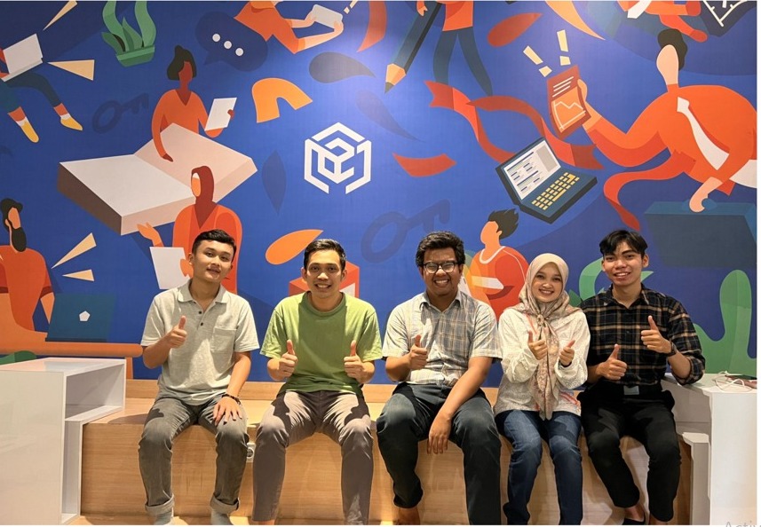 Company Visit Dosen dan Mahasiswa Prodi Bisnis Digital Fakultas Ekonomi Universitas Garut ke Startup Cmlabsco Malang